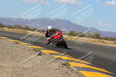 media/Oct-08-2022-SoCal Trackdays (Sat) [[1fc3beec89]]/Turn 7 Inside (145pm)/